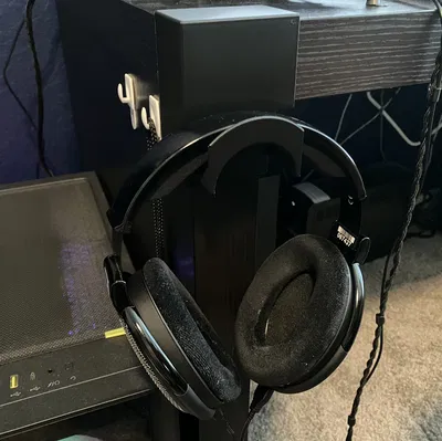 Giá Treo Tai Nghe Góc Bàn IKEA MALM