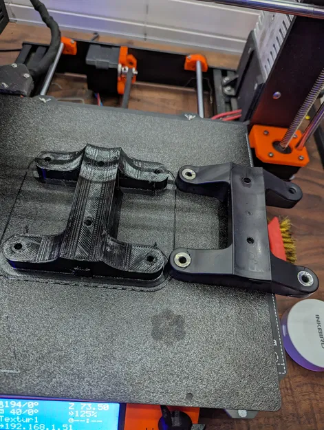 Giá Đỡ Bơm Nước Artis RV - Image 1