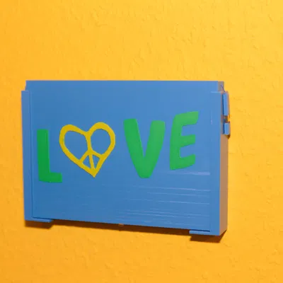 Móc chìa khóa có nhân vật di chuyển