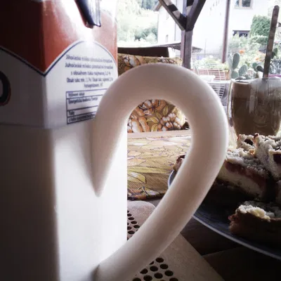 Giá Đỡ Hộp Sữa Kiểu Séc "Kích Thước Hộp"