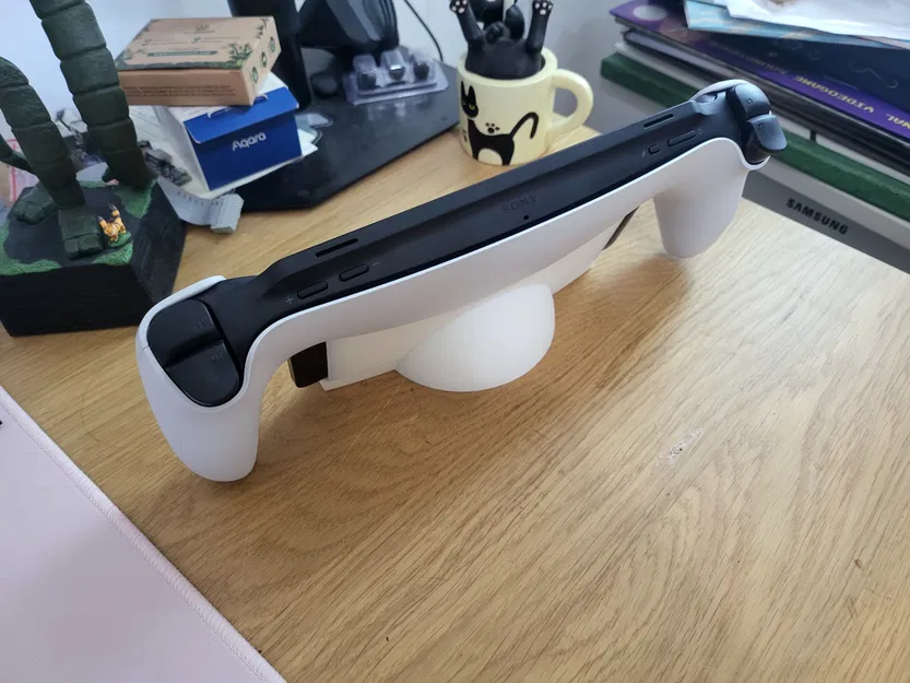 Đế Đựng Máy PlayStation Portal - Image 2