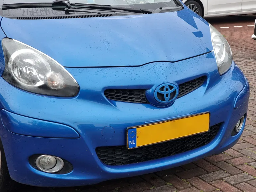 Logo trước xe Toyota (Aygo) - Bản thay thế - Image 2