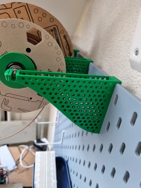 Giá đỡ dây tóc (Filament holder) kẹp trên đỉnh bảng Ikea Skadis - Image 1
