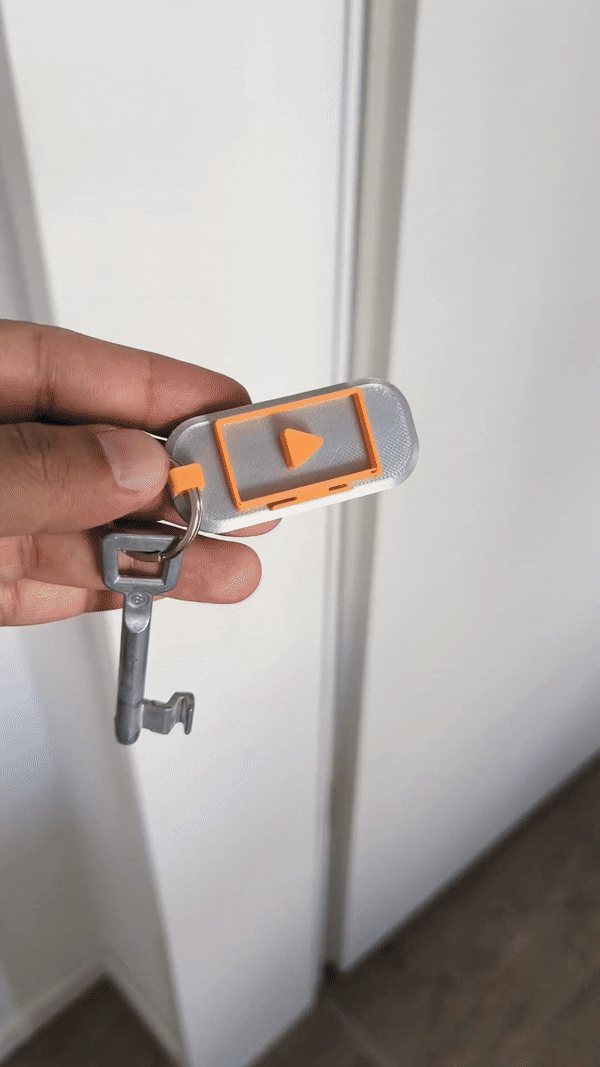 Móc Chìa Khóa Nam Châm Bị Nhốt - Image 1