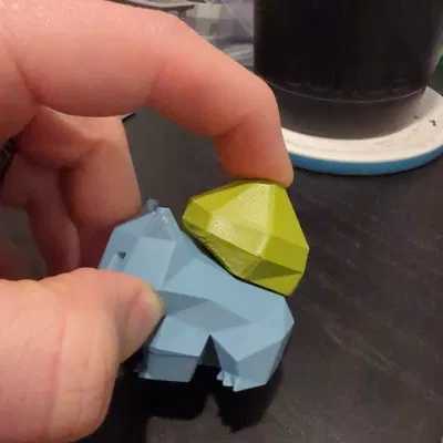 Bulbasaur Low-Poly có thể bóp với nút bàn phím Cherry MX