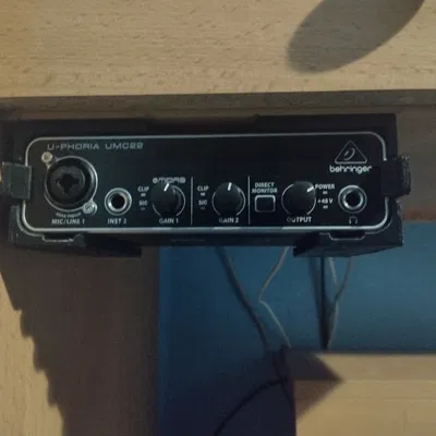 Giá đỡ Behringer UMC22