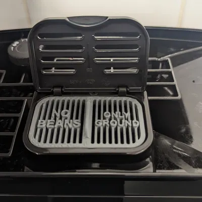 Nắp phễu cà phê xay sẵn DeLonghi Magnifica - có lỗ thông hơi