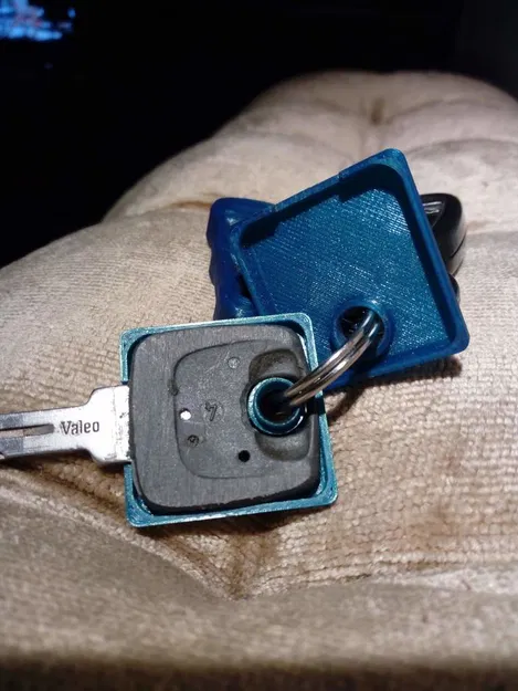 Vỏ Chìa Khóa Volvo S/V40 V70 S60 - Image 3