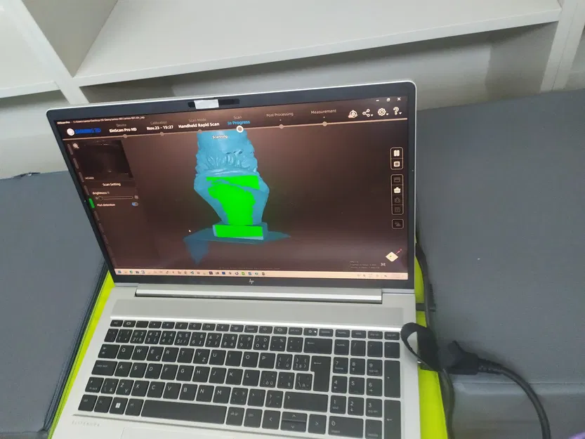 Tượng Bán Thân Jan Amos Komensky - John Amos Comenius - Image 5