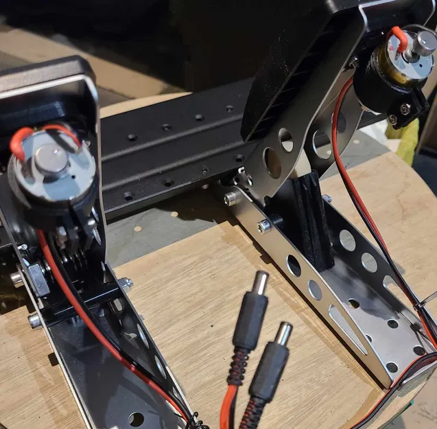 Khung Gắn Động Cơ Rung Shakeit Cho Bàn Đạp Fanatec RK370 - Image 4