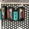 Giá đỡ 2 pin Bosch 18V cho HSW - Thumbnail 1