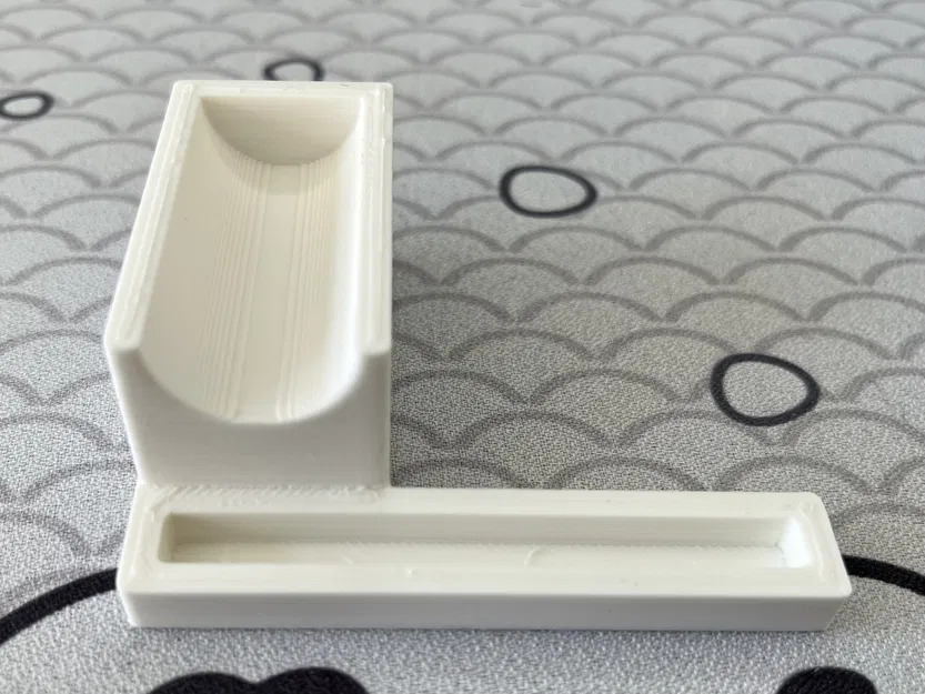 Chân Đế Trưng Bày Abloy Exec - Image 1