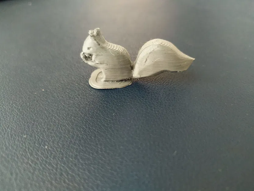 Mô hình Tượng Sóc Cầm Hạt - Image 4