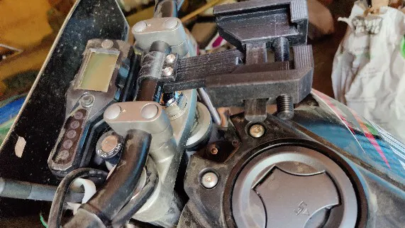 Giá đỡ điện thoại cho xe hơi, xe máy, v.v. - Image 4