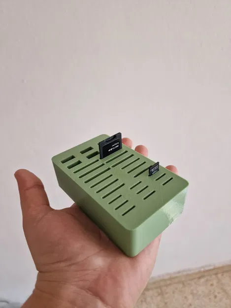 Hộp Kỷ Niệm Đựng USB, Thẻ Nhớ SD Các Loại - Image 1