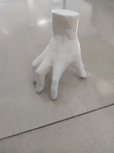 Mô hình Adams Family Thing Kiểu Low Poly - Image 1