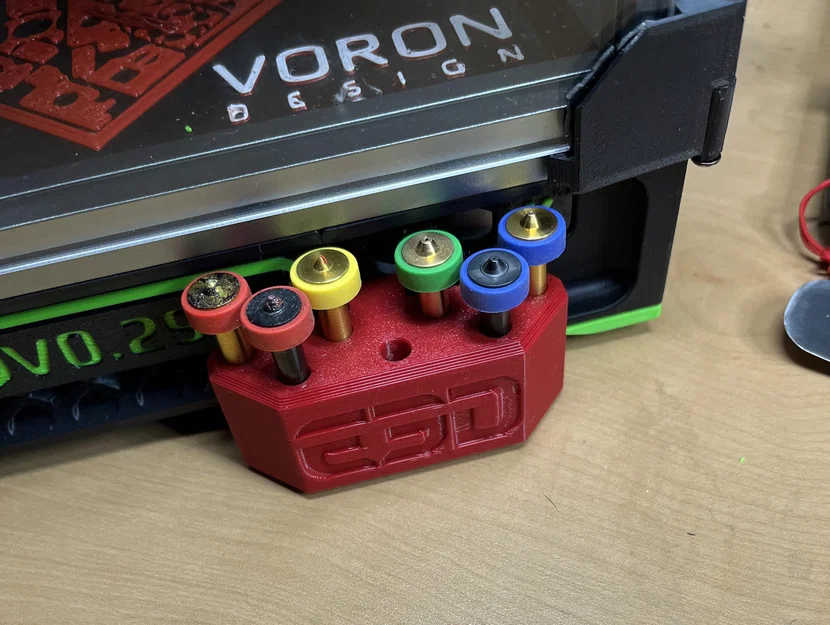 Giá Đỡ Đầu Phun Revo V2/V0 - Image 1