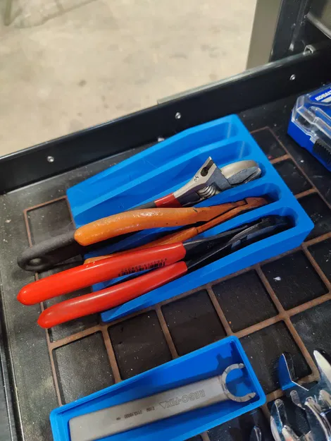 Giá đỡ Kìm và Cờ lê Gridfinity - Image 1