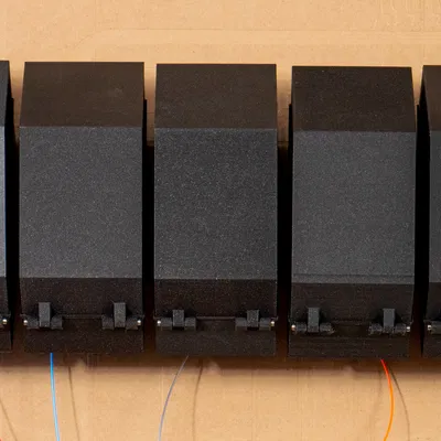 Hộp Chống Ẩm Treo Tường