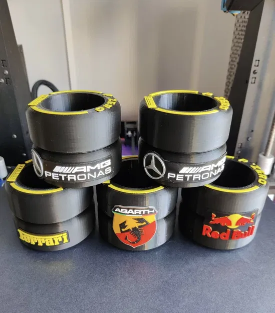 Ống Cắm Bút Hình Lốp Xe F1 - Image 2