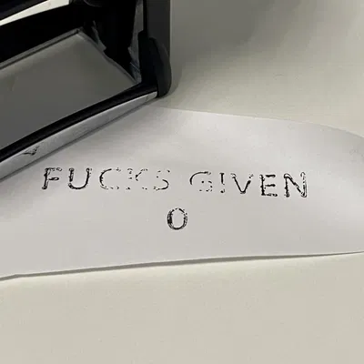 Con Dấu "Zero F*cks Given" (Không Quan Tâm) 24mm x 69mm