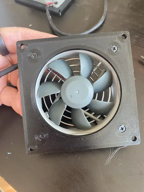 Giá đỡ quạt tùy chỉnh cho quạt máy tính - Image 1