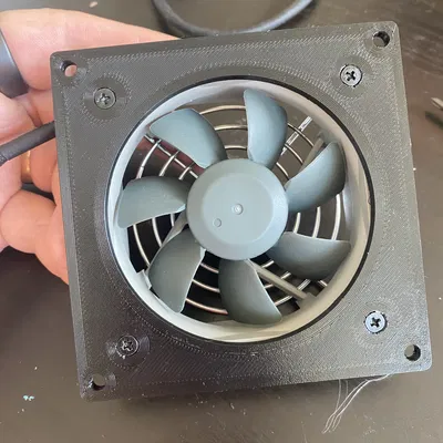 Giá đỡ quạt tùy chỉnh cho quạt máy tính