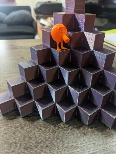 Qbert và kim tự tháp - Image 1