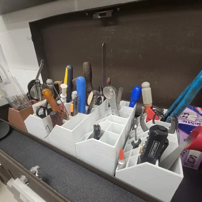 Khay Đựng Đồ Nghề - Dụng Cụ Tiệm - Dũa - Dao Cắt - Cờ Lê