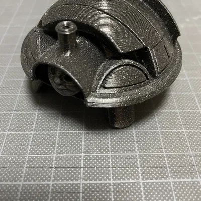 Thomas Rùa Bóp Mép