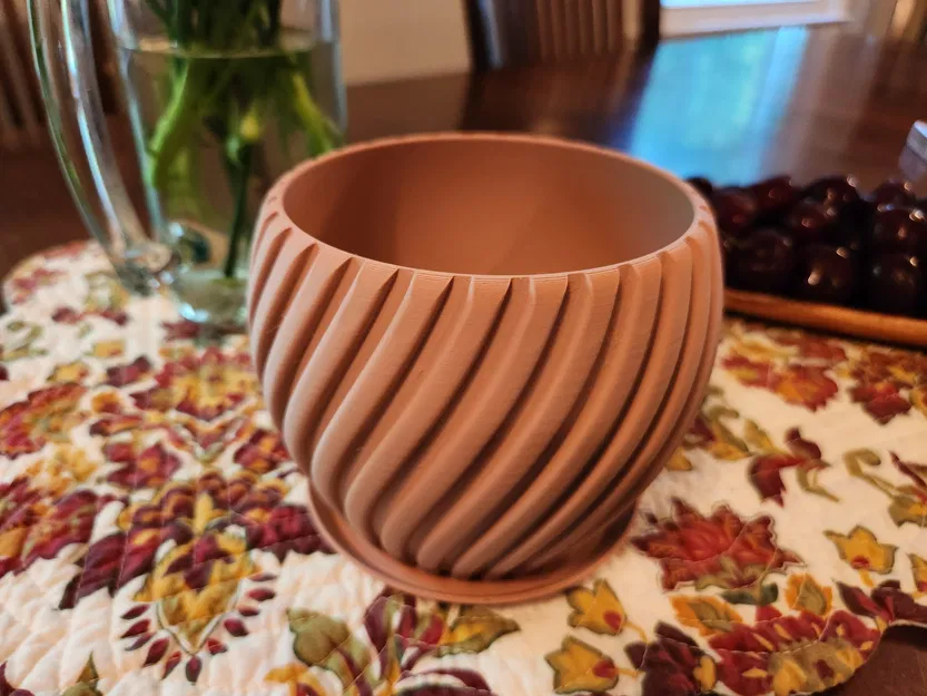 Chậu Hoa Cong Có Khay Thoát Nước Tích Hợp - Image 5