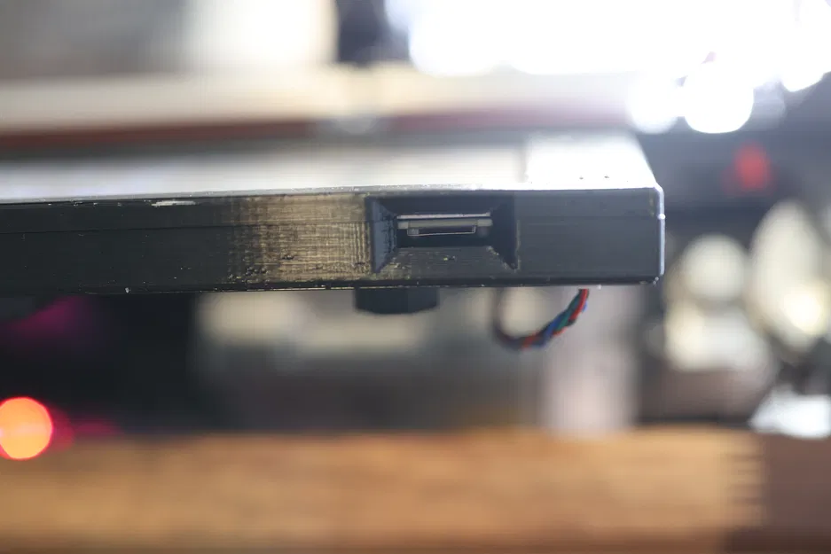 Vỏ Màn hình LCD Panel Due 7 - Image 2