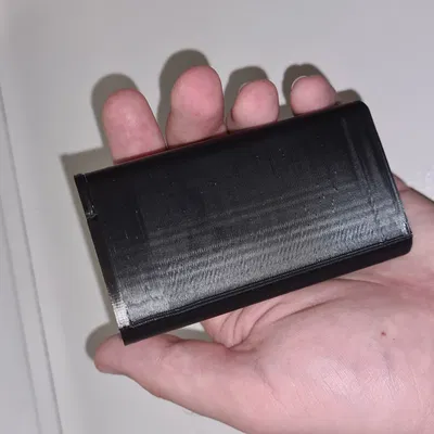 Hộp đựng thuốc lá có chỗ để bật lửa