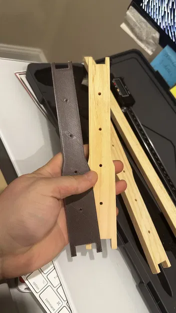 Thanh Ngang Sâu Kiểu Hoffman Cho Khung Ong Langstroth (Bản Sao Betterbee) - Image 1