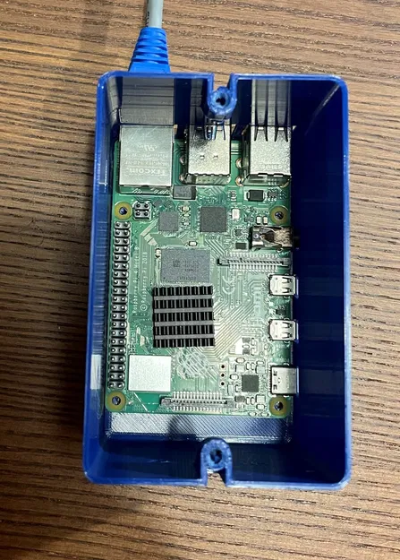 Vỏ Raspberry Pi 4 Kiểu Hộp Điện/Công Tắc US - Image 4