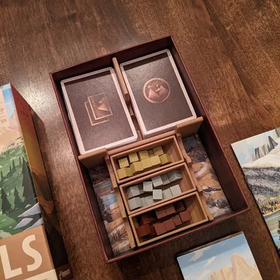 Hộp Đựng Game Trails