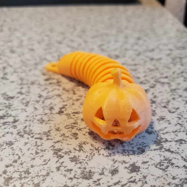 Sâu Lồng Đèn Bí Ngô - Image 1