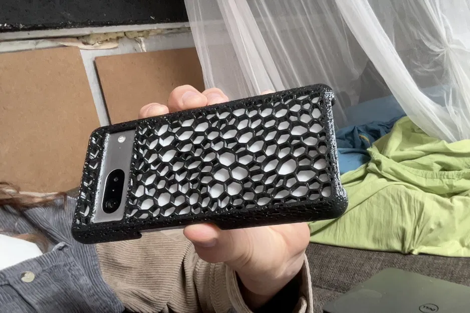 Ốp Lưng Pixel 7 Voronoi; Chắc Chắn, Thực Tế và Dễ In Bằng PETG - Image 1