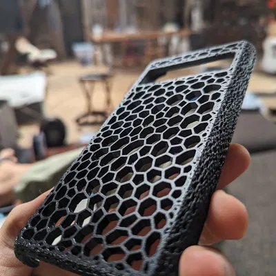 Ốp Lưng Pixel 7 Voronoi; Chắc Chắn, Thực Tế và Dễ In Bằng PETG