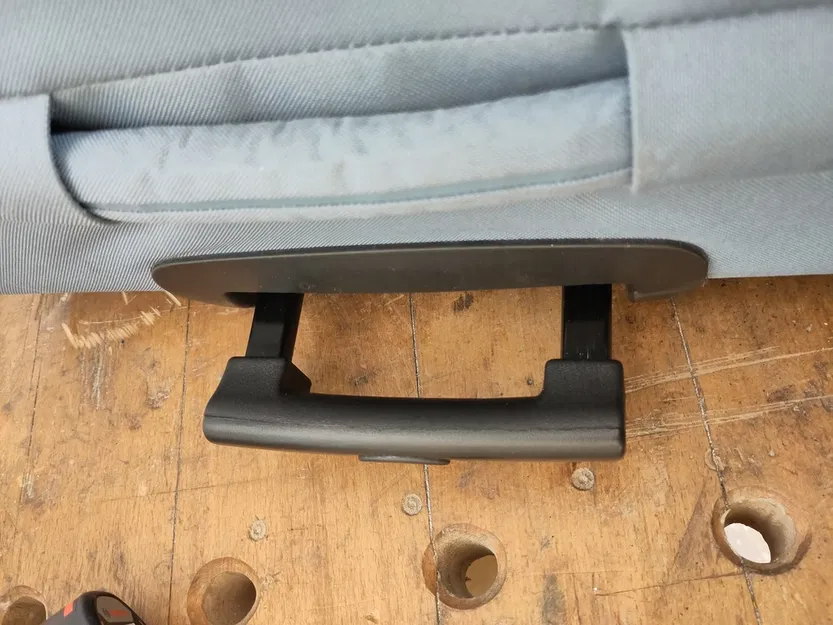 Bộ phận thay thế tay cầm vali Titan - Image 3