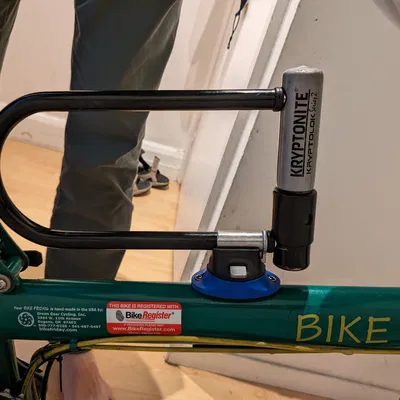 Adapter Gắn Pát Khóa Kryptonite Lên Baga Bình Nước