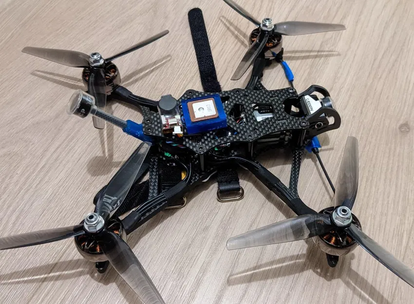 AOS LR5 - Hỗ trợ GPS TBS M8.2 GLONASS - Image 2