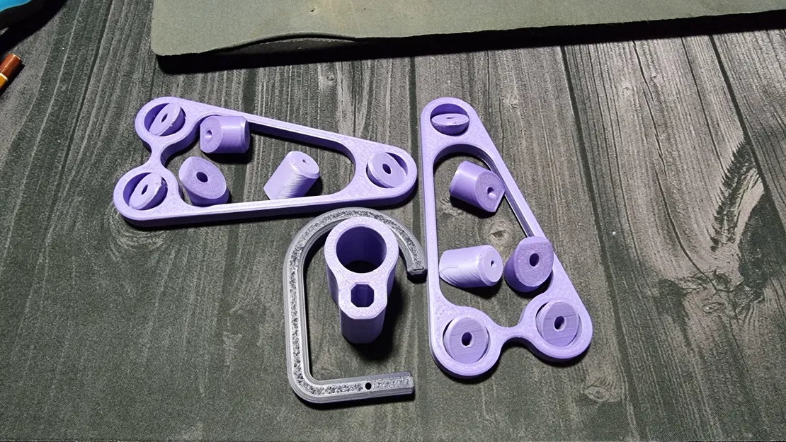 Móc treo đồ lặn bằng cây chổi - Image 2