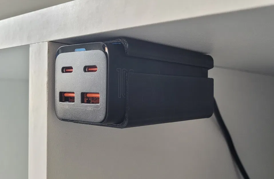 Giá đỡ Baseus 100W có lỗ bắt vít - Image 1