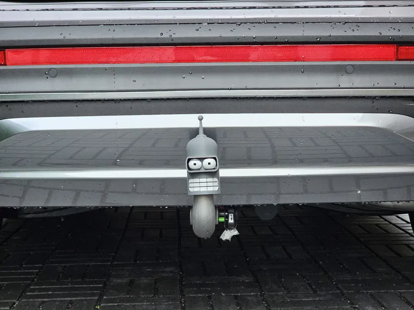 Nắp Ống Kéo Xe Hình Bender - Image 2