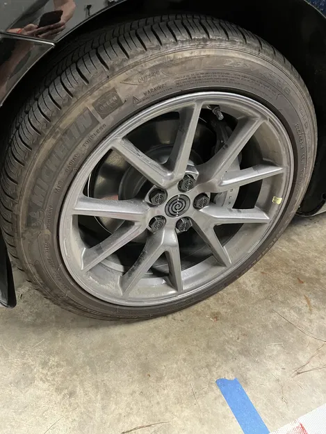 Tesla Model 3 - Nắp Trung Tâm và Nắp Ốc Bánh Xe Aero - Xoắn Ốc và Trơn - Image 1