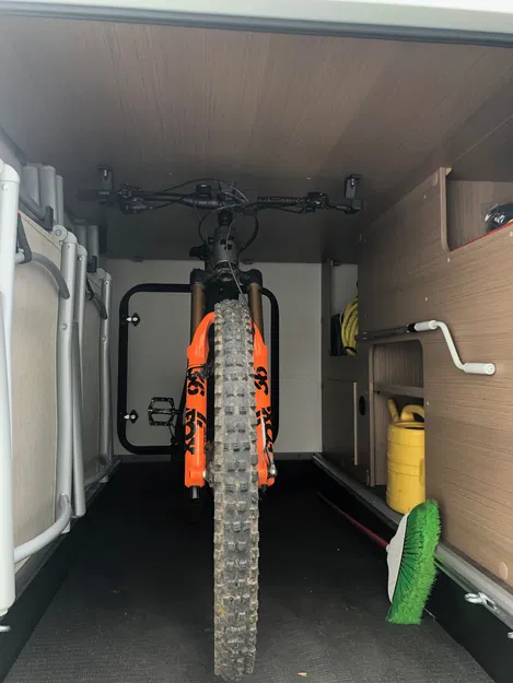 Giá Treo Xe Đạp - Image 2