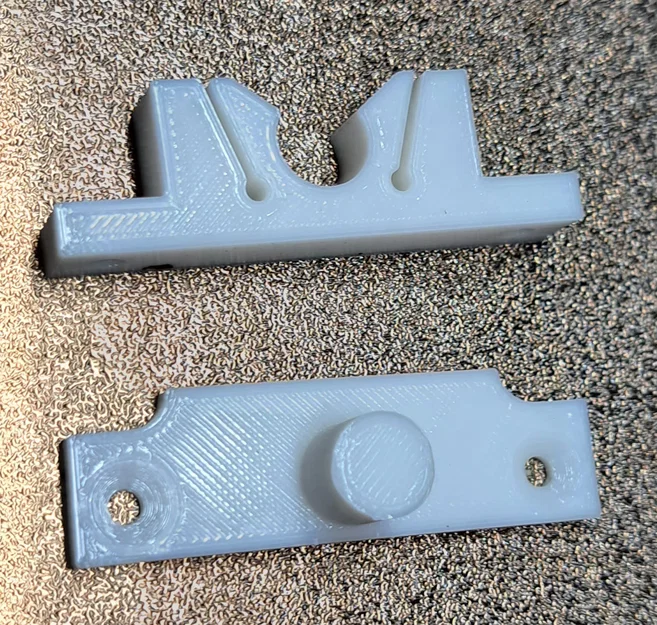 Chặn Cửa - Image 1