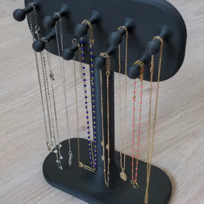 Giá Đỡ Dây Chuyền