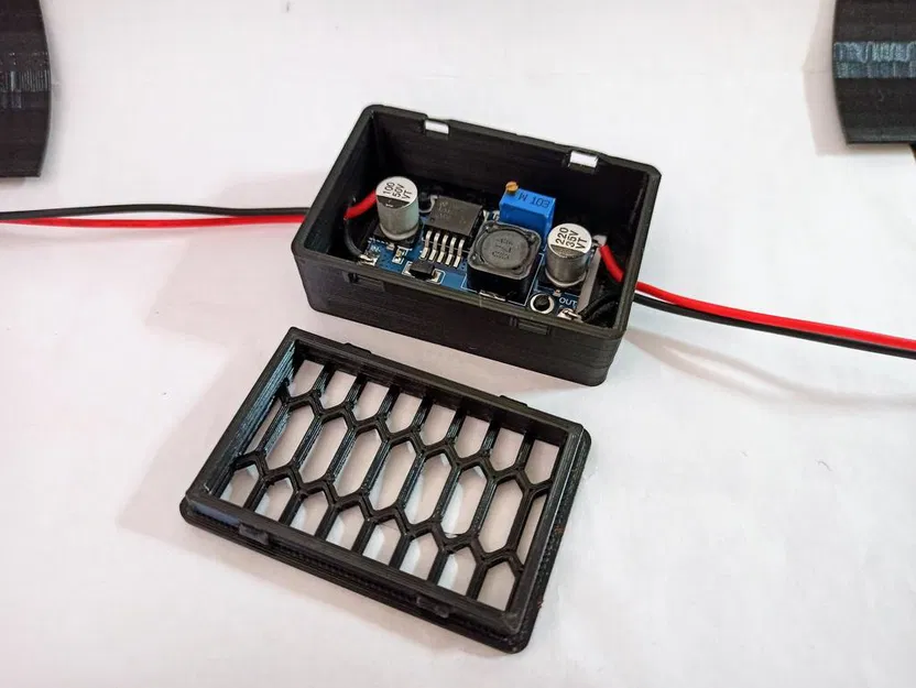 Vỏ Case LM2596 DC-DC Gắn Nhôm Định Hình - Image 1